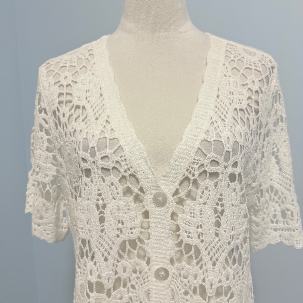Chicos 2 Crochet Lace Alabaster Cardigan Sweater Size 12 - Picture 2 of 9